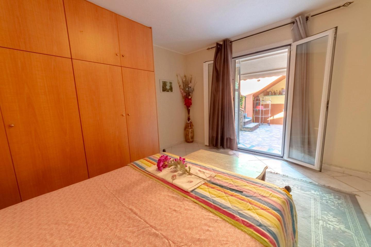 Krasa 2Bedroom Apartment Agios Matthaios  ภายนอก รูปภาพ